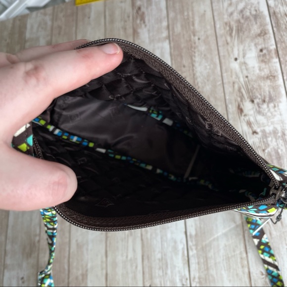 NEW WITH TAGS VERA BRADLEY LITTLE CROSS BODY BLUE GREEN RAIN FOREST - Picture 5 of 5